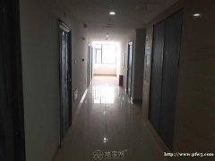 迎宾中大道地铁口意环地铁公馆